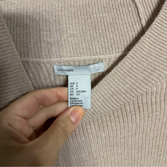 Nude Pink Small H&M 100% Cashmere Sweater - Picture 3 of 5